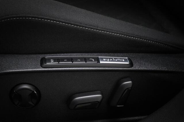 Volkswagen GOLF Variant 1.0 eTSI Life | STOELEN PACK | ERGOACTIVE | MASSAGE | DAB | TREKHAAK