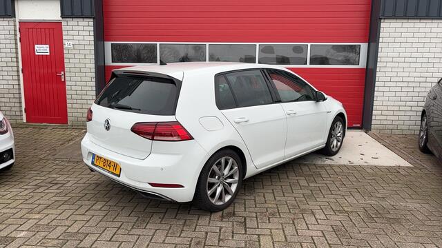 Volkswagen GOLF 1.5 TSI Comfortline Business TREKHAAK / STOELVERW / CARPLAY / ACC / DAB+ / NAVI / CLIMA / PDC / NL-AUTO