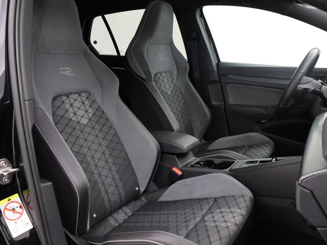 Volkswagen GOLF 2.0 TDI R-LINE BUSINESS+ AUT. + 19 INCH | PANORAMA | SFEERVERLICHTING | VIRTUAL COCKPIT | SPORTSTOELEN