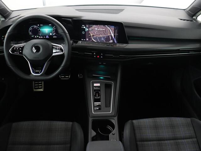 Volkswagen GOLF 1.4 eHybrid GTE | Camera | Adaptive cruise | Carplay | Navigatie | Sportstoelen | Full LED | Sfeerverlichting | PHEV