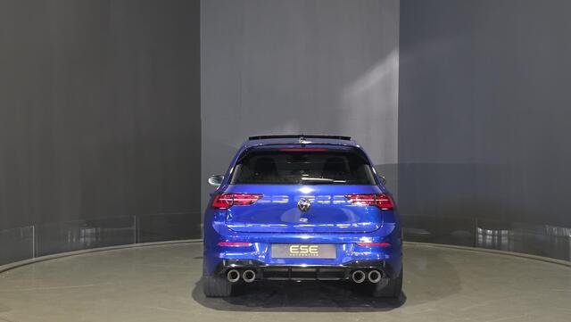 Volkswagen GOLF 2.0 TSI R 4Motion | Akrapovic | Pano | Leder | IQ Light | Hud | H&K