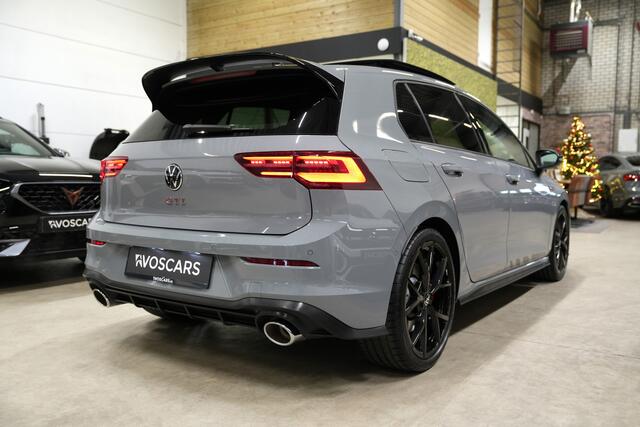 Volkswagen GOLF 2.0 TSI GTI Clubsport 300PK * Pano - Harman Kardon - IQ Light - Camera - Keyless *