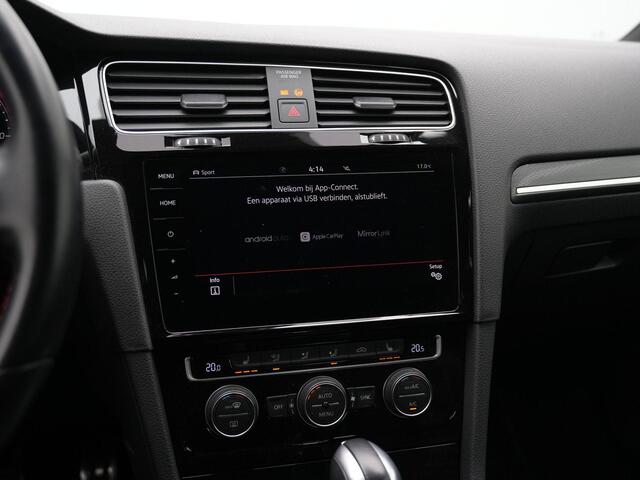 Volkswagen GOLF 2.0 TSI 245 pk DSG GTI Performance - Origineel NL | Trekhaak | Dynaudio | Adaptief sportonderstel | Navigatie Discover Pro | Achteruitrijcamera