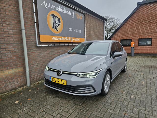 Volkswagen GOLF 1.5 eTSI Style
