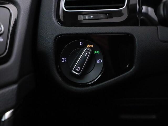 Volkswagen GOLF 1.5 TSI Highline Automaat/R-Line Trekhaak