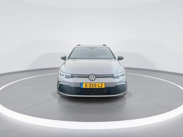 Volkswagen GOLF Variant 1.5 TSI 130pk R-Line ·Black Style · Apple/Android Car Play · Stoelverwarming · 18'' Velgen · Matrix LED verlichting ·