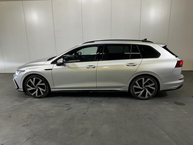 Volkswagen GOLF Variant 1.5 eTSI R-Line / AUTOMAAT/ TREKHAAK/ PARK.SENSOR.V+A/ CAMERA/ STUUR+STOEL VERWARM./ APP-CONNECT/ RIJ-MODI/ ACC/ DODE HOEK/ DIGITAL DASH/ CLIMA/ DAB/ NAVI/ LED/ ISOFIX/ 18'' LMV
