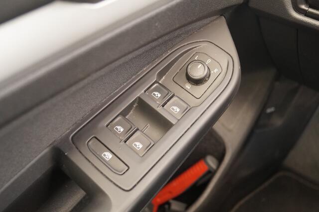 Volkswagen GOLF 2.0 TDI 115pk Edition -NAVI-AIRCO-CARPLAY-