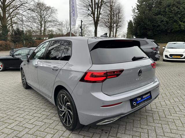 Volkswagen GOLF 1.5 eTSI 150PK DSG Style IQLight|ACC|Camera|Memory|Massage|DAB|CarPlay
