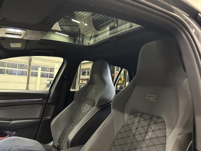 Volkswagen GOLF 1.5 TSI R-Line