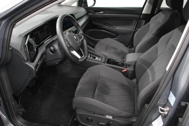 Volkswagen GOLF 1.5 eTSI DSG Style 150Pk | Panoramadak | Navigatie | Digitale Cockpit | Adaptive Cruise Control | Lane/Side/Travel Assist | LED Matrix | Camera |