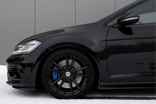 Volkswagen GOLF 2.0 | 4Motion R | PANO | LEDER | VIRTUAL DASH | DYN AUDIO