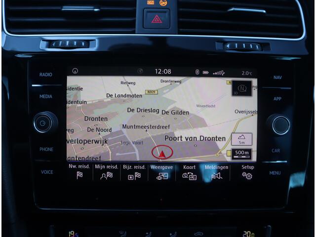 Volkswagen GOLF 1.5 TSI Highline / Panoramadak