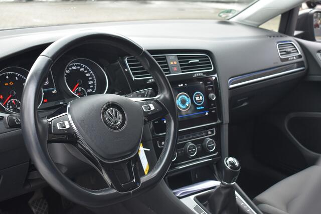 Volkswagen GOLF 1.5 TSI Highline Pack | 18'' LMV | Stoelverwarming | Climate | 12 mnd BOVAG garantie | Whatsapp 06-5318899