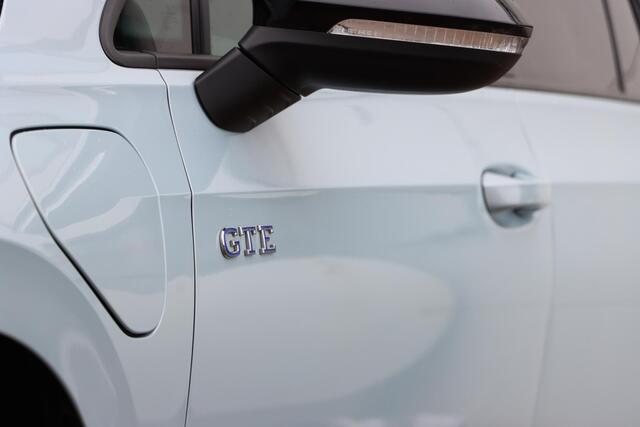 Volkswagen GOLF 1.5 eHybrid GTE 272pk DSG6 | Winterpakket | HUD