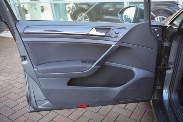 Volkswagen GOLF Variant 1.5 TSI HL Bns R