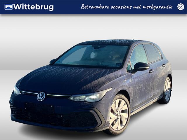 Volkswagen GOLF 1.4 TSI DSG eHybrid Style / Panorama dak / Geheugenstoel / Suéde bekleding / 17'' LMV