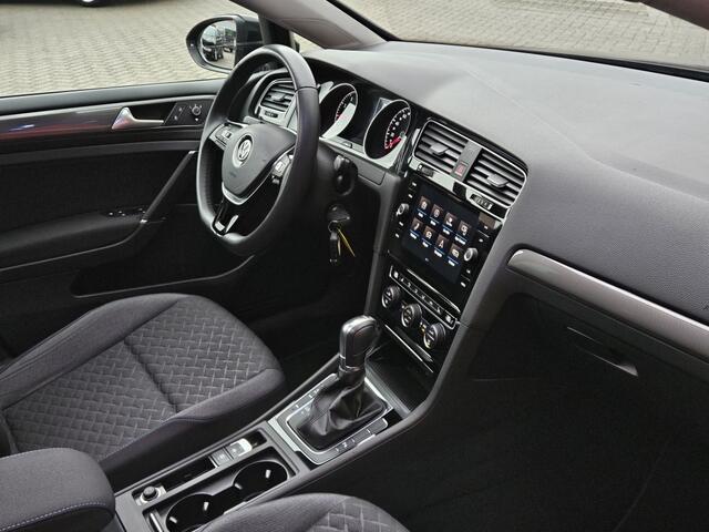 Volkswagen GOLF 1.5 TSI HL Bns R