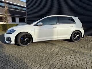 volkswagen-golf-1.4-tsi-phev-gte-li