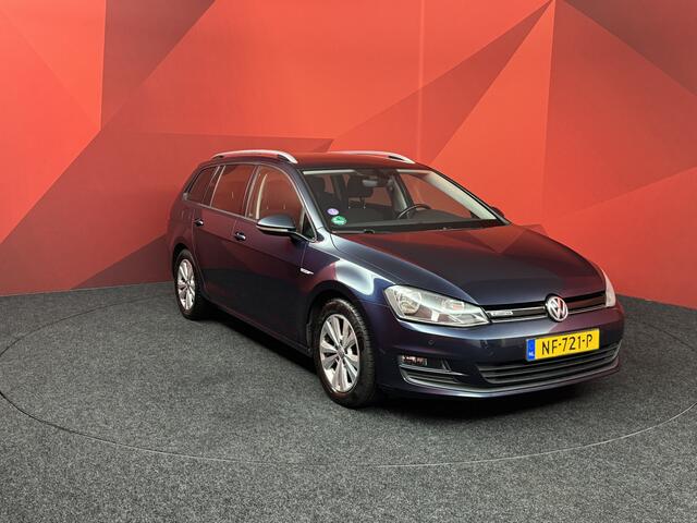 Volkswagen GOLF Variant 1.0 TSI Connected Series | Navigatie | Climate Control | Trekhaak | APK 05-06-2026 |