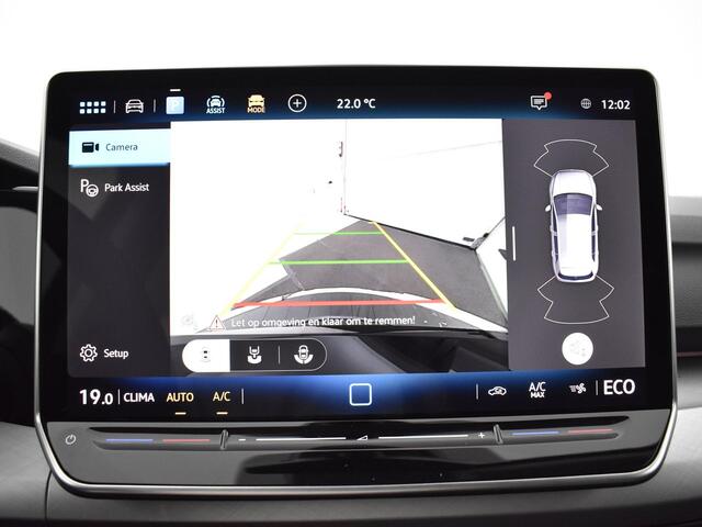 Volkswagen GOLF Life Edition 1.5 eHybrid 204 PK 6 versn. DSG · Achteruitrijcamera · Draadloze telefoonlader · Sfeerverlichting · Stuurwiel verwarmd ·