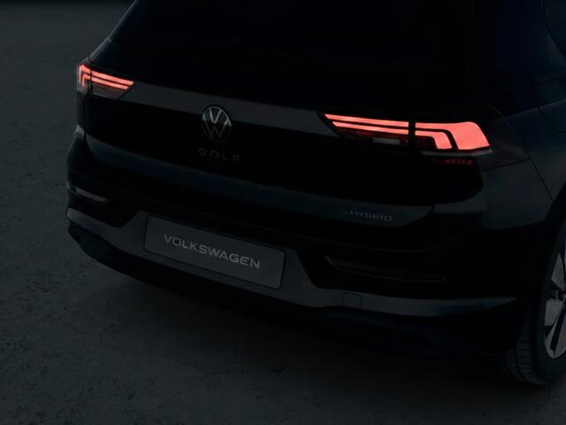 Volkswagen GOLF Life Edition 1.5 eHybrid 150 kW / 204 PK Hatchback