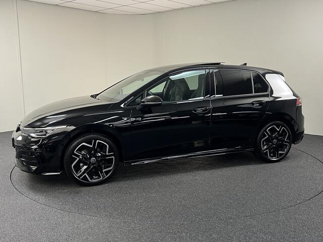 Volkswagen GOLF 1.5 eTSI 150 PK R-Line Edition NIEUW!!! Pano./ Stoelverw./ Camera / PDC / LED / Carplay-Android / DSG