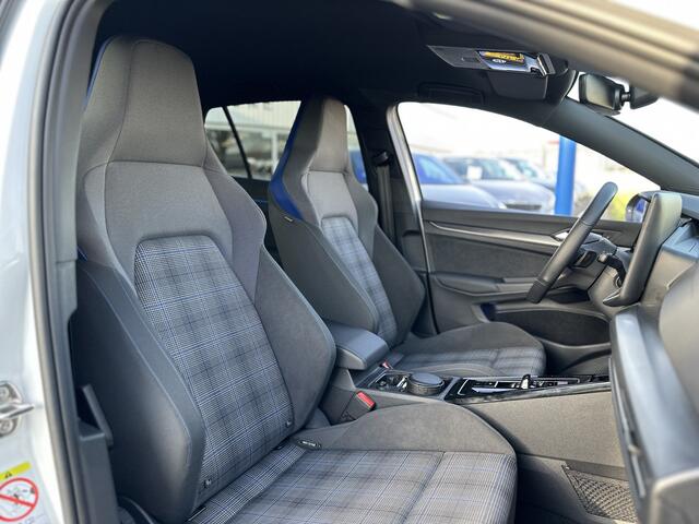 Volkswagen GOLF 1.5 eHybrid GTE 272PK|IQ LIGHT|HEAD UP|360 CAMERA|SFEER|ST+STUUR VWM