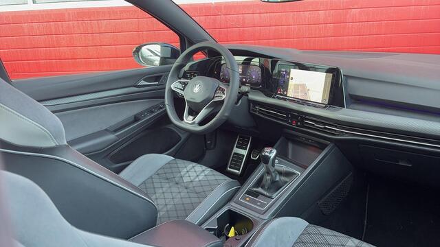 Volkswagen GOLF 1.5 TSI R-Line Business PANORAMADAK / FULL IQ LED / CARPLAY / STOELVERW / STUURVERW / DAB+ / ACC / BLUETOOTH / SFEER