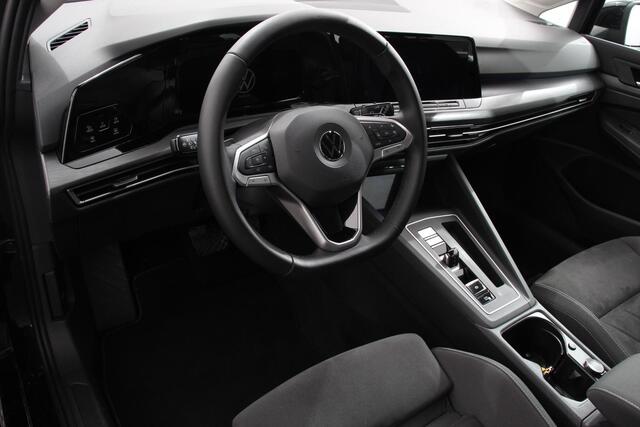 Volkswagen GOLF Variant 1.5 eTSI 150pk DSG Style | Navigatie | Apple Carplay/Android Auto | Adaptive Cruise Control | Parkeersensoren | Camera | Stoel-en stuurverwarming | Blind Spot Assist | Ledverlichting voor