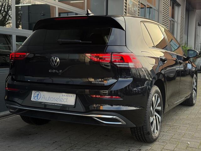 Volkswagen GOLF 1.4 eHybrid Style Navi CarPlay LED