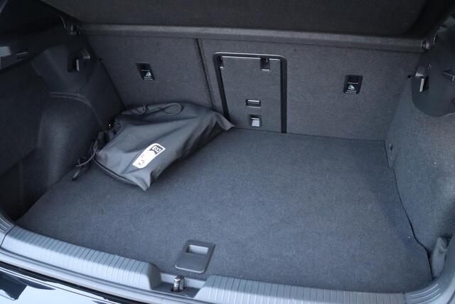 Volkswagen GOLF 1.5 eHybrid GTE 272pk DSG6