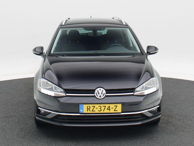 Volkswagen GOLF Variant 1.0 TSi Highline 110 Pk | Virtual Cockpit | Adaptive Cruise | LED | Parkeersensoren | 17 Inch | 84.689 Km