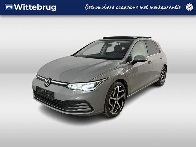 Volkswagen GOLF 1.4 eHybrid Style / AUTOMAAT/ PANO/ IQ LIGHT/ HEAD-UP DISPLAY/ KEYLESS/ ELEKTR. STOEL/ DIGITAL DASH/ ADAPT. CRUISE/ PARK. SENSOREN + CAMERA/ RIJ-MODI/ NAVI/ STOEL VERWARM.