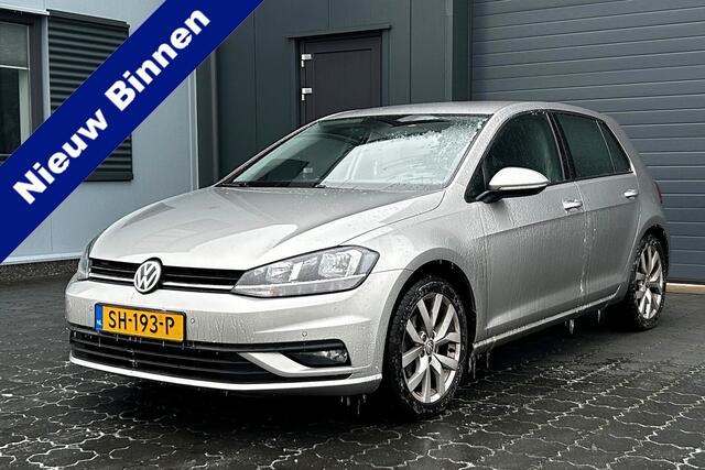 Volkswagen GOLF 1.0 TSI Trendline NAVI CLIMA PDC 17" 99325KM!