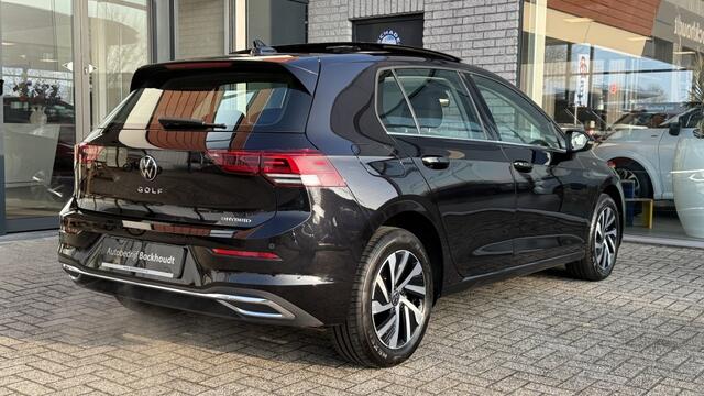 Volkswagen GOLF 1.4 eHybrid | Pano | Navi | Virtual Cockpit | Sfeer