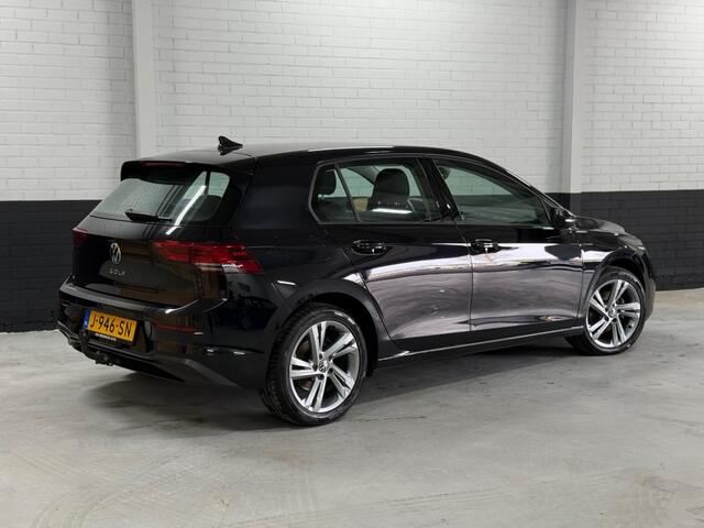 Volkswagen GOLF 1.5 TSI Life! 1e Eigenaar! PDC, IQ Drive, Trekhaak, Apple Carpla
