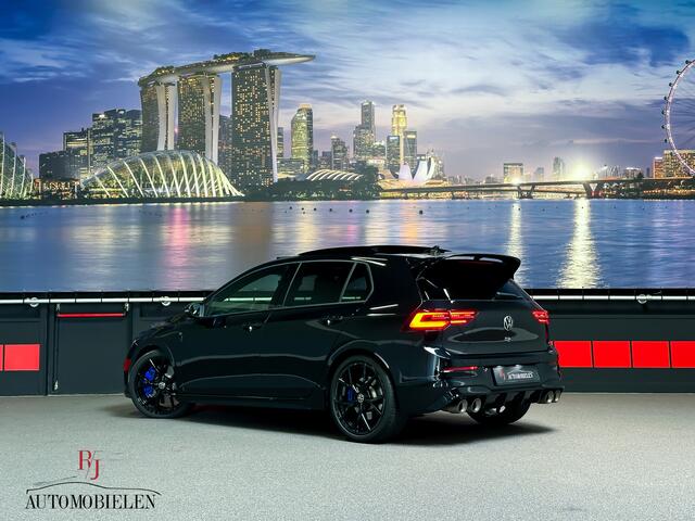 Volkswagen GOLF 8 2.0 TSI R 4Motion Performance Akrapovic|Leder|HUD|H/K|Memory