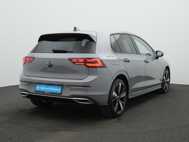 Volkswagen GOLF 1.4 eHybrid 245 pk DSG GTE | IQ Light | Head-up display | Stuur-/stoelverwarming | Achteruitrijcamera | Adaptive Cruise