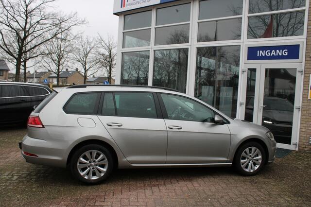 Volkswagen GOLF Variant 1.0 TSI Comfortline