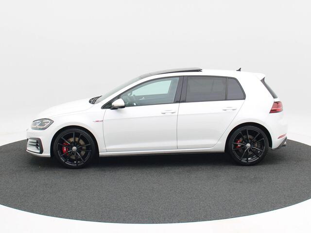 Volkswagen GOLF 2.0 TSi GTi Performance | Panoramadak | Adaptive Cruise | Climate Control | Stoelverwarming | Navigatie | Camera | 19 Inch | 95.707 Km!!