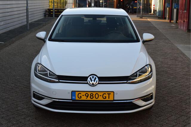 Volkswagen GOLF 1.0 TSI Comfortline Business O.a; PDC, Clima, Navi, ACC, Stoelverw, Carplay, Etc. All-in prijs!