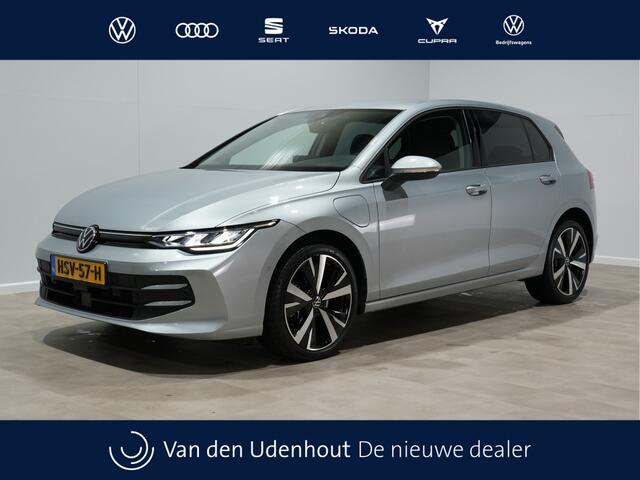 Volkswagen GOLF 1.5 eHybrid Life Edition Navi via App Stoel/Stuurverw. massage Camera 18"velgen