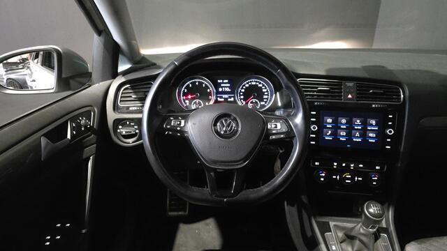 Volkswagen GOLF 1.0 TSI Comfortline | Pano | Navi | Climate | Carplay