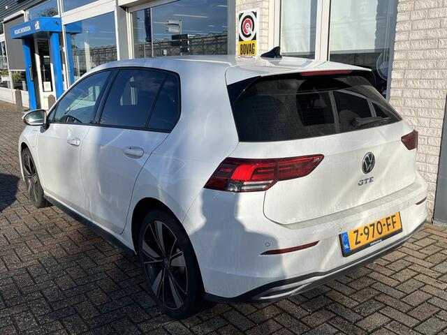 Volkswagen GOLF 1.4 eHybrid GTE / AUTOMAAT/ PARKEER SENSOREN V+A/ ACC/ APP-CONNECT/ RIJ-MODI/ DIGITAL DASH/ DAB/ NAVI/ LED/ LANE-ASSIST/ ISOFIX/ 18'' LMV