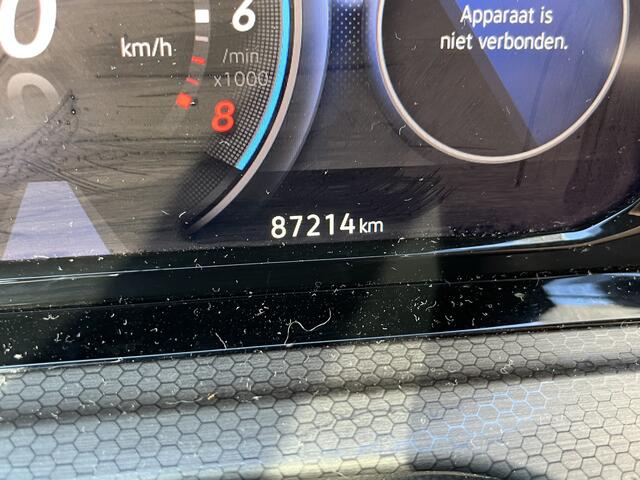 Volkswagen GOLF 1.4 eHybrid GTE / AUTOMAAT/ PARKEER SENSOREN V+A/ ACC/ APP-CONNECT/ RIJ-MODI/ DIGITAL DASH/ DAB/ NAVI/ LED/ LANE-ASSIST/ ISOFIX/ 18'' LMV
