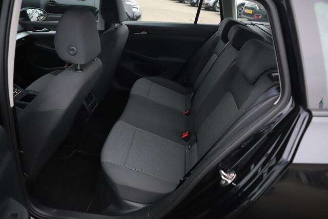 Volkswagen GOLF Variant 1.0 TSI Golf 110PK 18 inch LMV Virtual Cockpit Navigatie Carplay Android Clima Adaptive Cruise Parkeersensor R-line look velgen