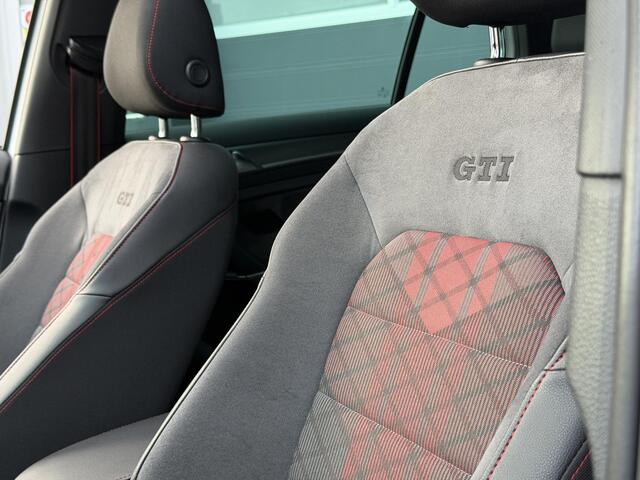 Volkswagen GOLF 2.0 TSI GTI TCR | STAGE 2 | R600 | Schuif-kanteldak | DYNAUDIO | Camera | CarPlay | Keyless | Dodehoek