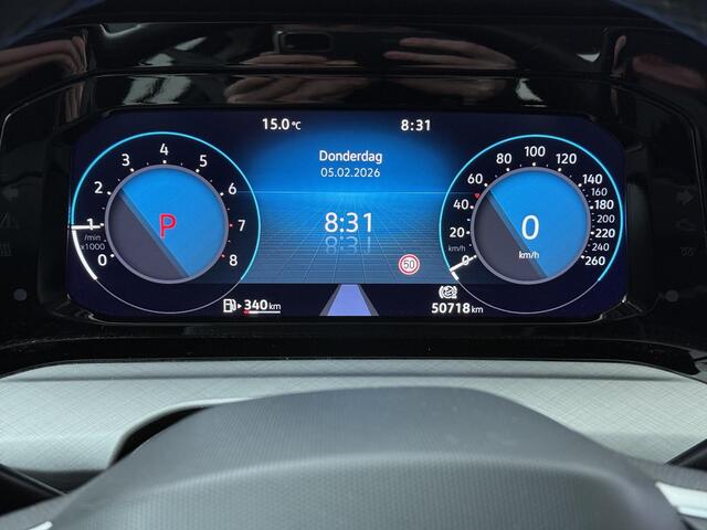 Volkswagen GOLF 1.0 eTSI Life Business | 110 PK | Automaat | Trekhaak | LED verlichting | Apple Carplay/Android Auto |