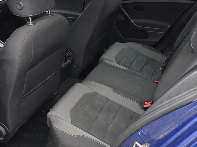 Volkswagen GOLF Variant 1.4 TSI Highline + DIG DASH + R-LINE + MASSAGE + PANO DAK